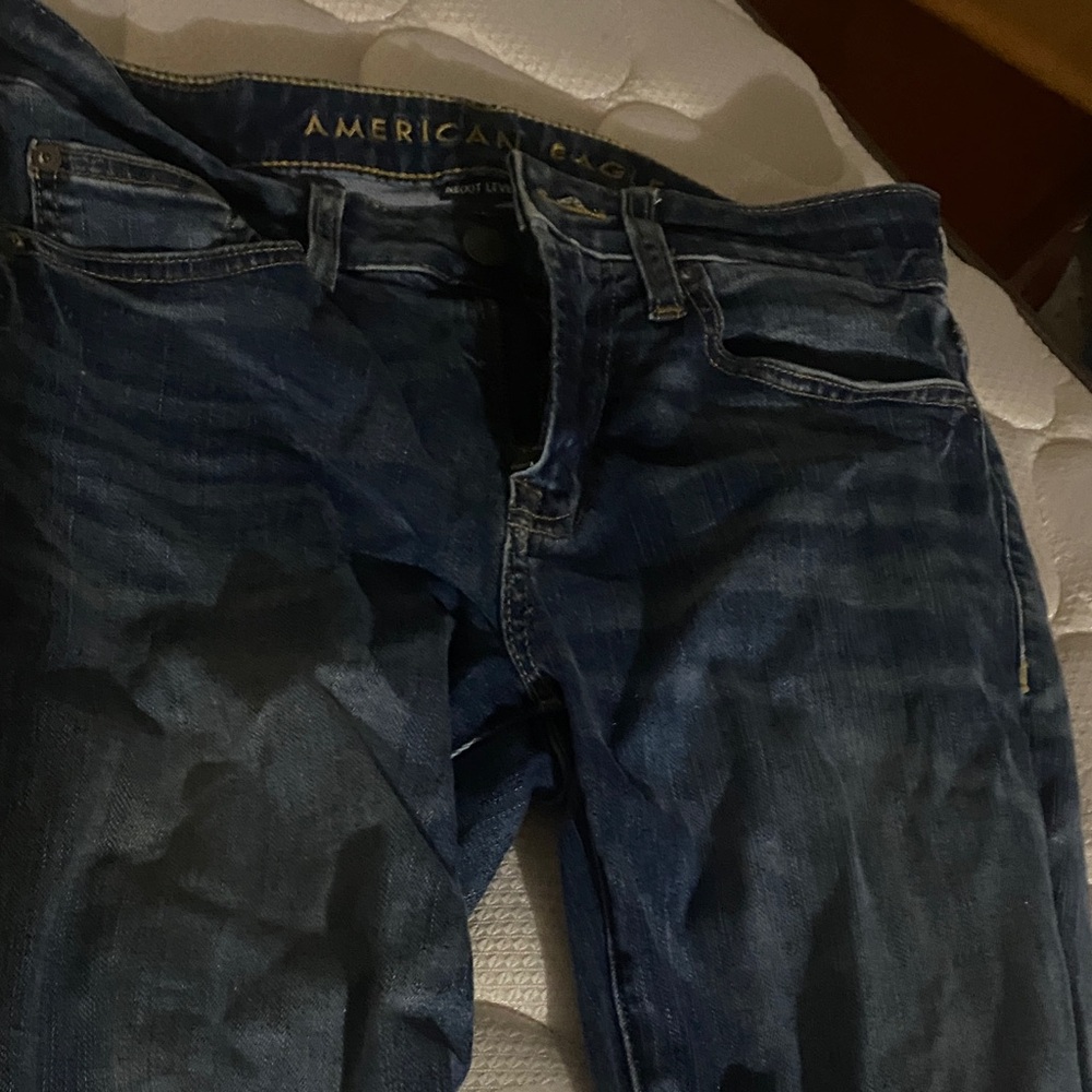 American Eagle Outfitters Women's Midnight Blue Cropped Jeans